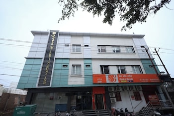 radha bihari nikunj inn and restaurant