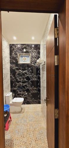 radha bihari nikunj inn and restaurant