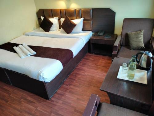 hotel siddhi vinayak regency