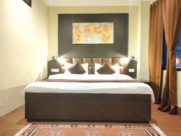 hotel siddhi vinayak regency