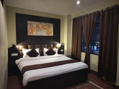 hotel siddhi vinayak regency