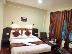 hotel siddhi vinayak regency