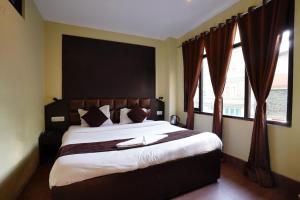 hotel siddhi vinayak regency