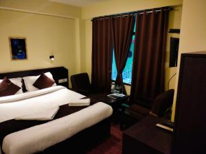 hotel siddhi vinayak regency