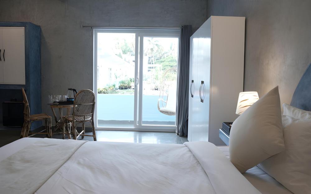 whiteflower resort morgim