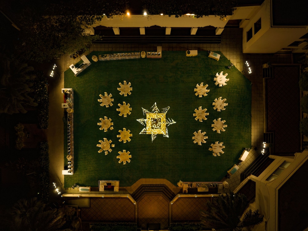 taj krishna
