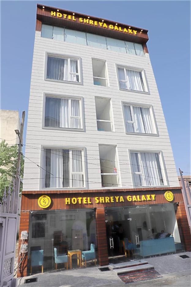 hotel shreya galaxy