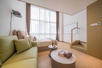 f town fangtang hotel shenzhen longgang tianan digital city huanggekeng subway station