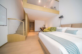 f town fangtang hotel shenzhen longgang tianan digital city huanggekeng subway station