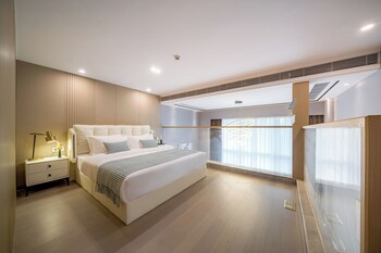 f town fangtang hotel shenzhen longgang tianan digital city huanggekeng subway station