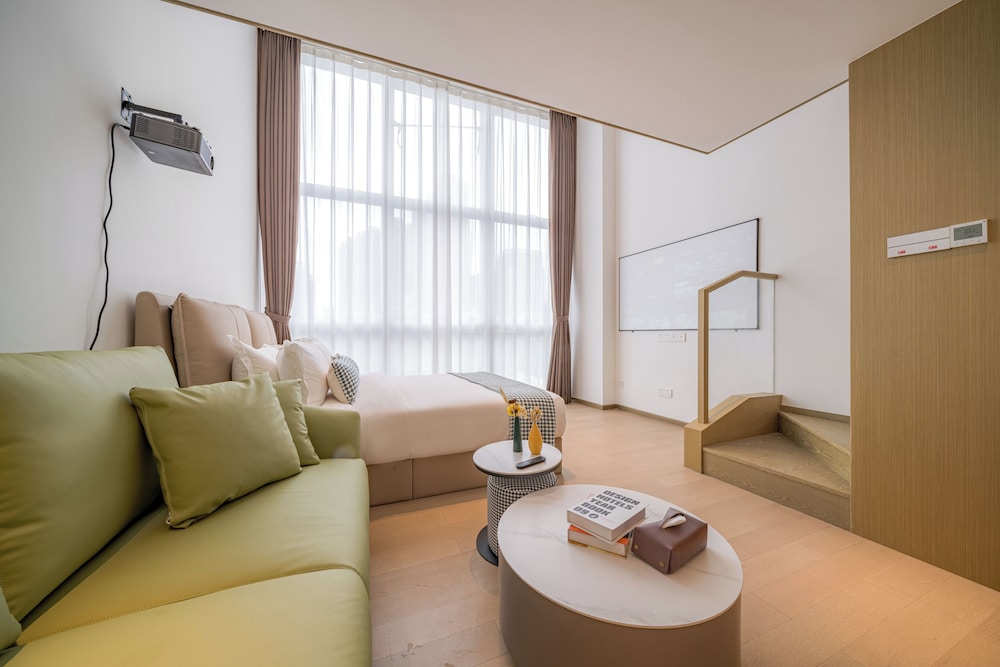 f town fangtang hotel shenzhen longgang tianan digital city huanggekeng subway station