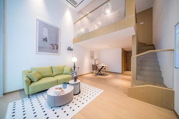 f town fangtang hotel shenzhen longgang tianan digital city huanggekeng subway station