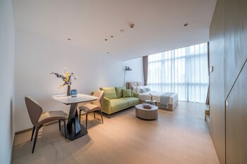 f town fangtang hotel shenzhen longgang tianan digital city huanggekeng subway station