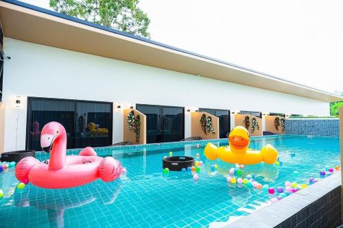 fresh resort pattaya