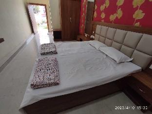 Ganga Vatika,India>>Varanasi,5 star