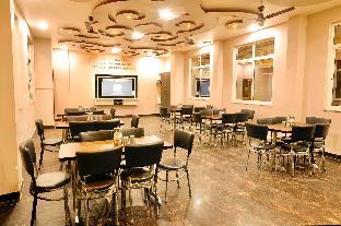hotel kaaynat mahal 25 mtrs from dargah