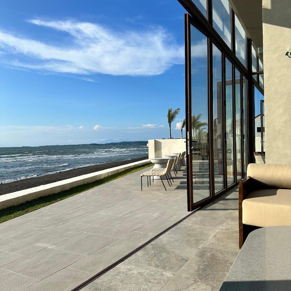 tana resorts inc