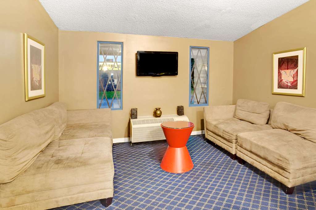 knights inn indianapolis