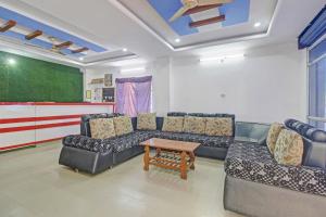 Hotel O Satya Inn,Karīmnagar>>Karimnagar,3 star