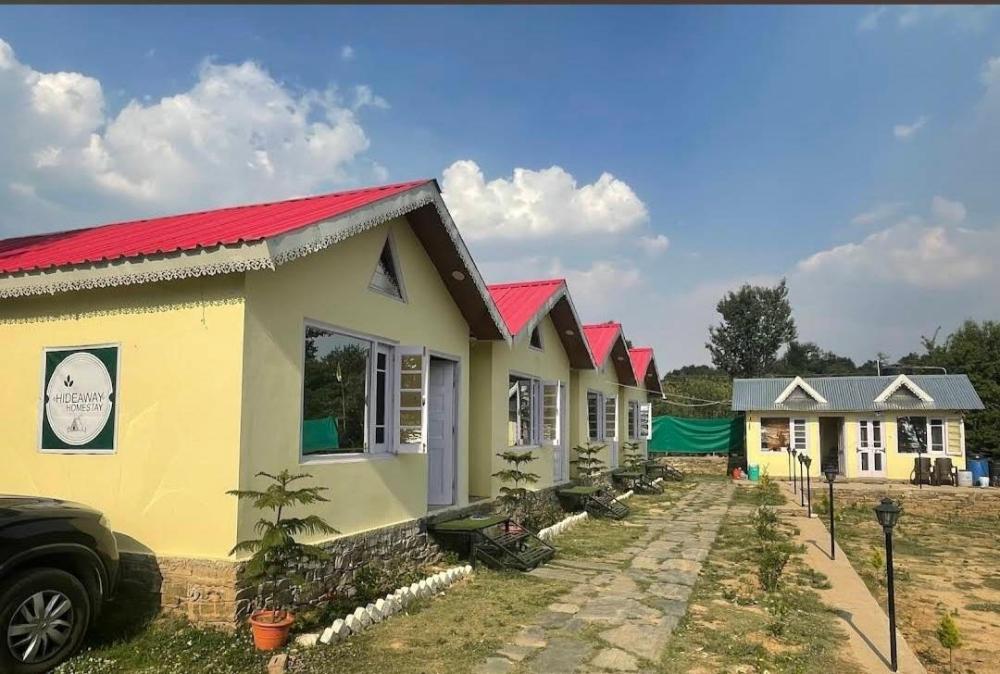 hide away camps and cottages