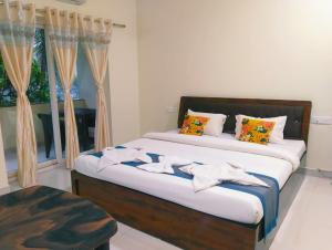 silver waves hotels and resorts morjim