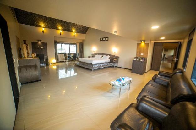 aroma hotel latur best hotel in latur