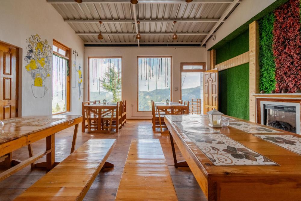 wood crista retreat kufri