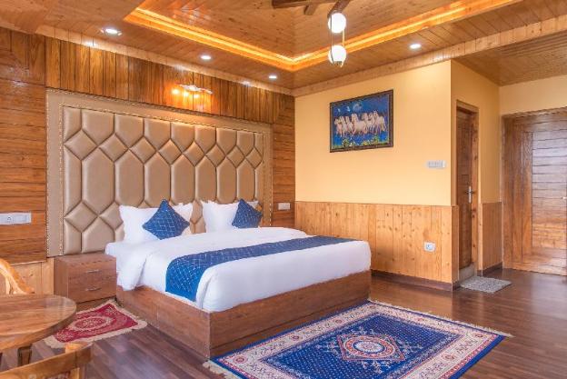 wood crista retreat kufri