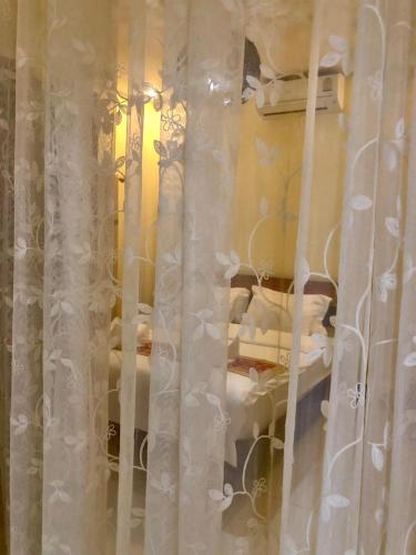 meet sunset hostel luang prabang