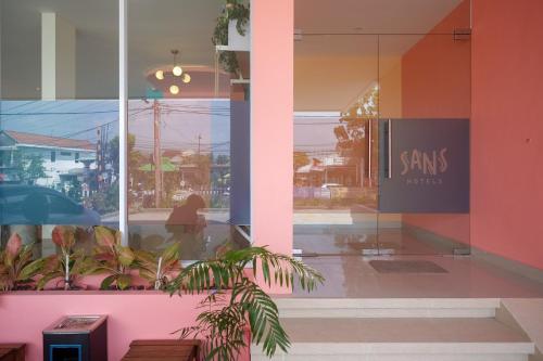 sans hotel aurum semarang