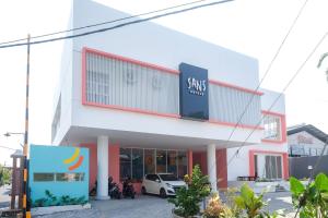 sans hotel aurum semarang