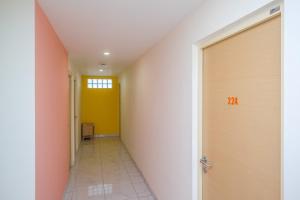 sans hotel aurum semarang