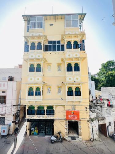 mild life hostel udaipur
