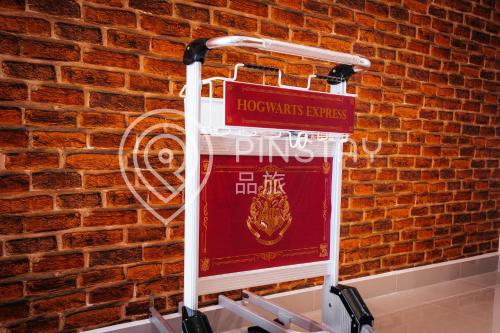 the shore by pinstay