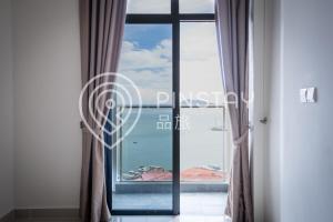 the shore by pinstay