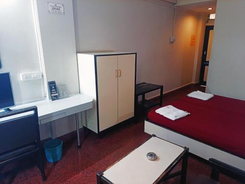 staymaker sanman deluxe lodge