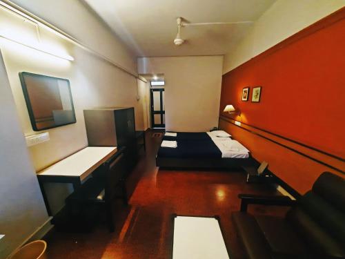 staymaker sanman deluxe lodge