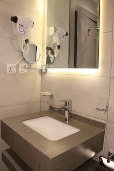 kaya hotel amman