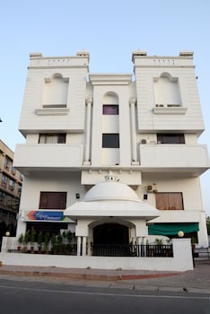 hotel rajputana palace