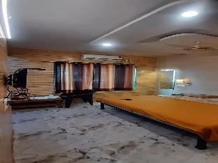 the hilltop residency