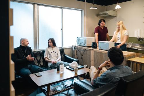 kotori coworking and hostel takamatsu