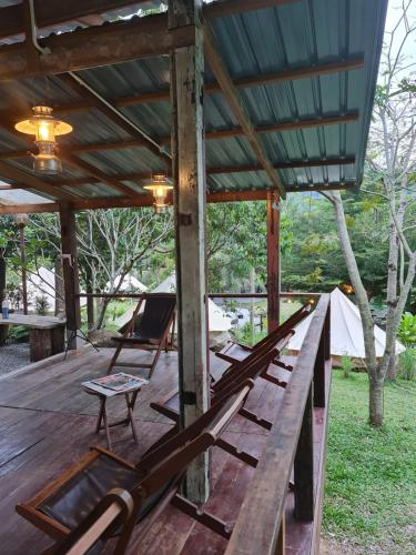 dimpiana riverview chalet lenggong