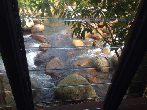 dimpiana riverview chalet lenggong