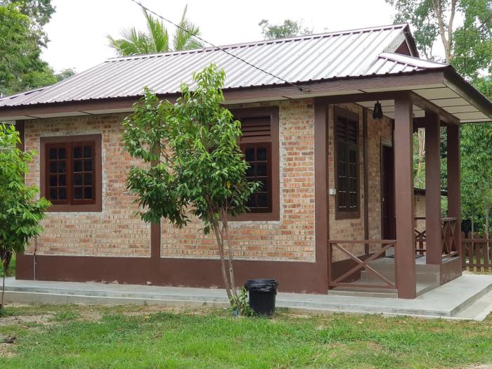 dimpiana riverview chalet lenggong