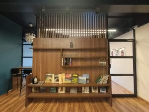 trivpods capsule hotel