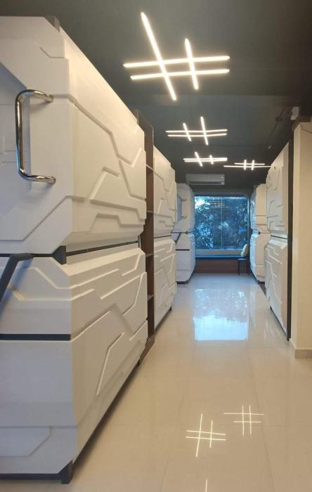 trivpods capsule hotel