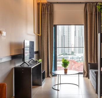 nowhere suites reizz residence jalan ampang