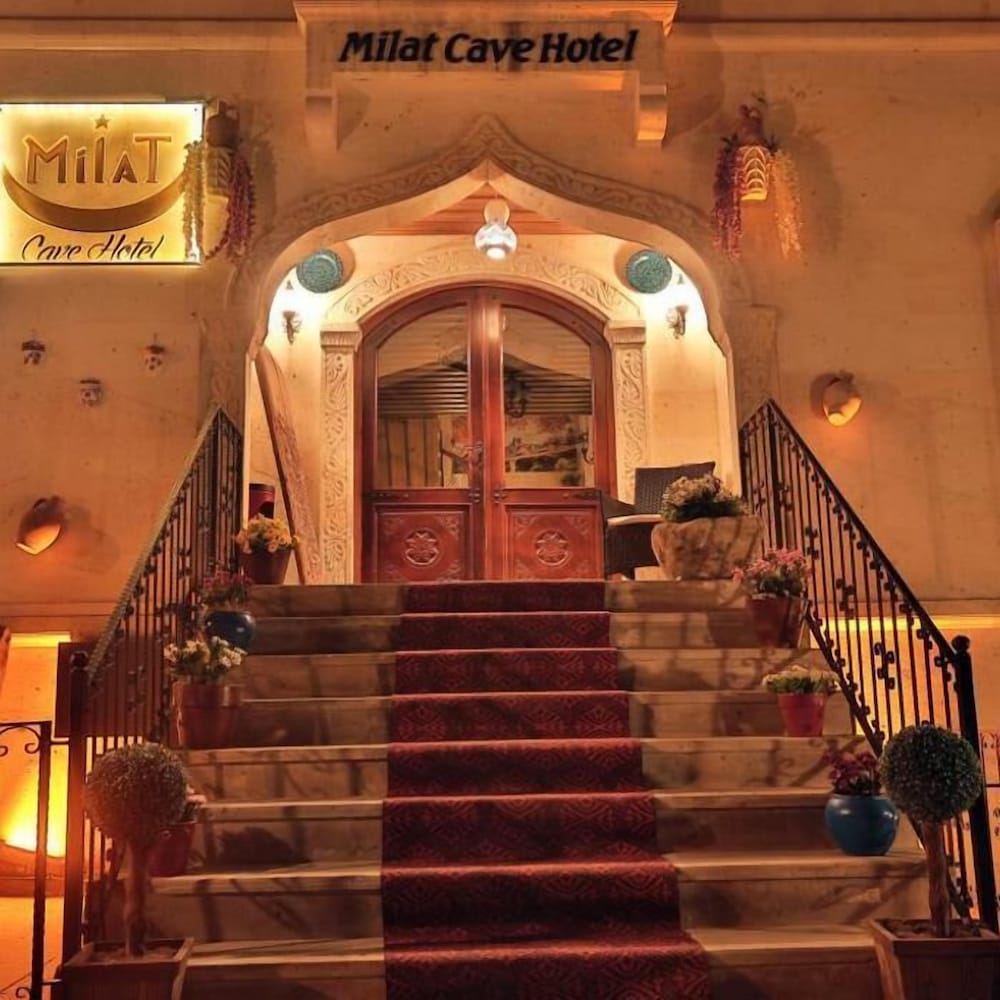 milat cave hotel