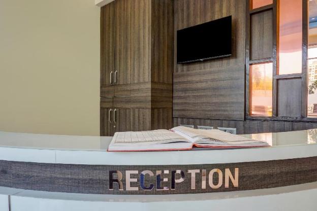 super townhouse poona royal