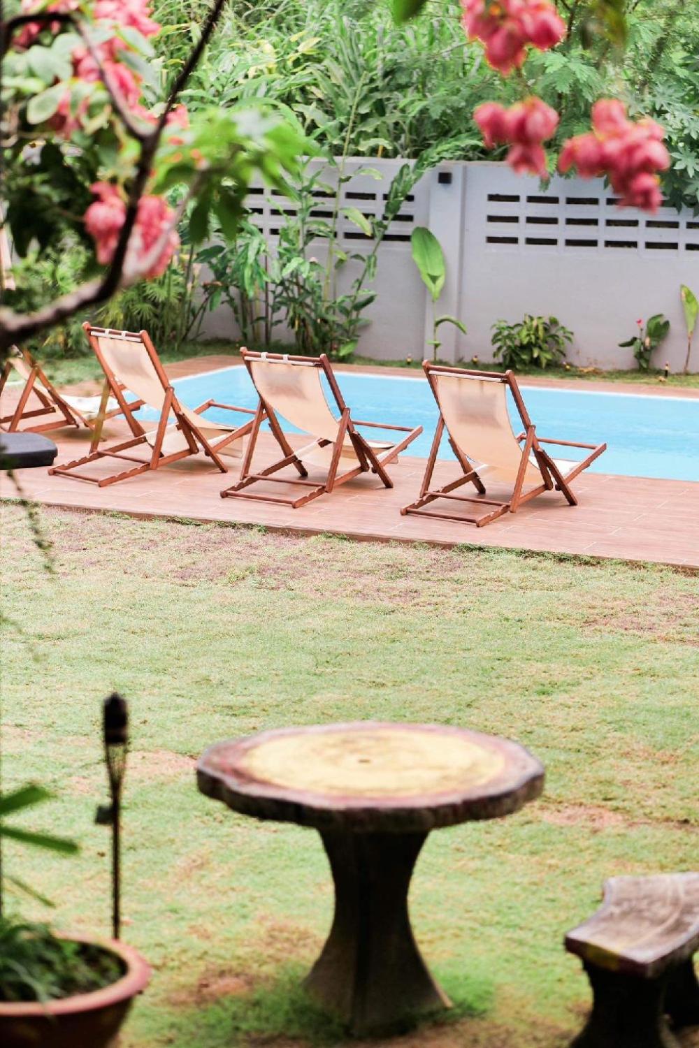 kontor mansion by le lodge